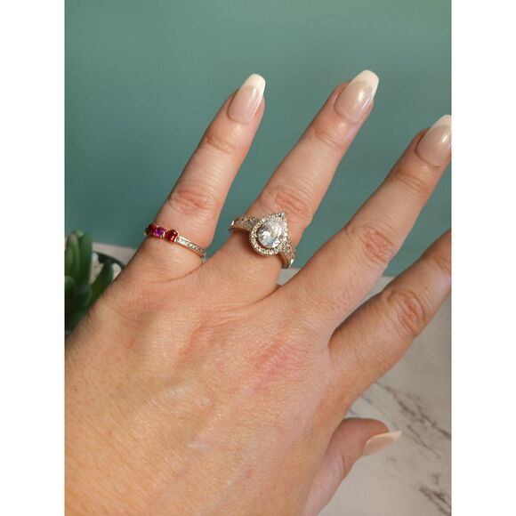 Women's 3.50Ct Pear-Cut Lab Diamond Halo Engagement Ring – 14K White Gold Plated - Picture 9 of 14